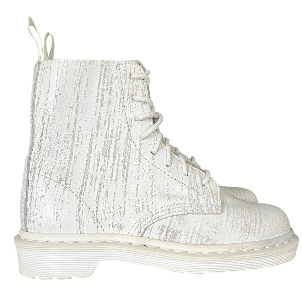 Dr Martens Pascal White Textured Leather Platform Boots Womens Size 6 US